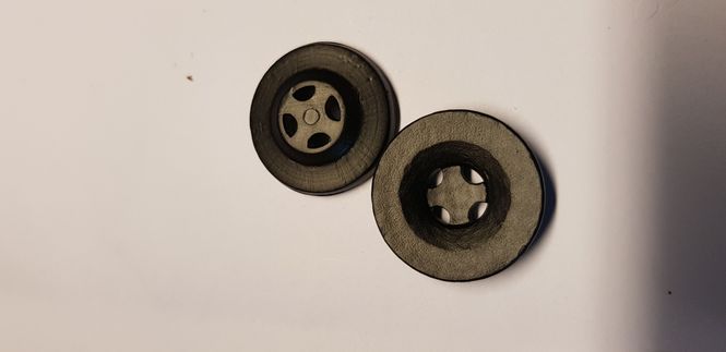 Hovedbilde Knapp Svart 25mm.